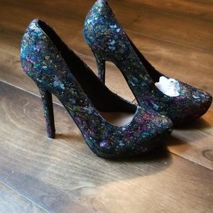 Black Multicolor Lace Platform Pumps